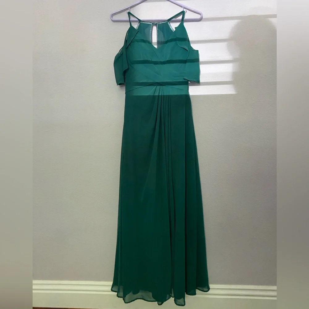 Azazie Dakota Emerald A-line V-neck pleated chiffon dress Cold Shoulder - Picture 2 of 7